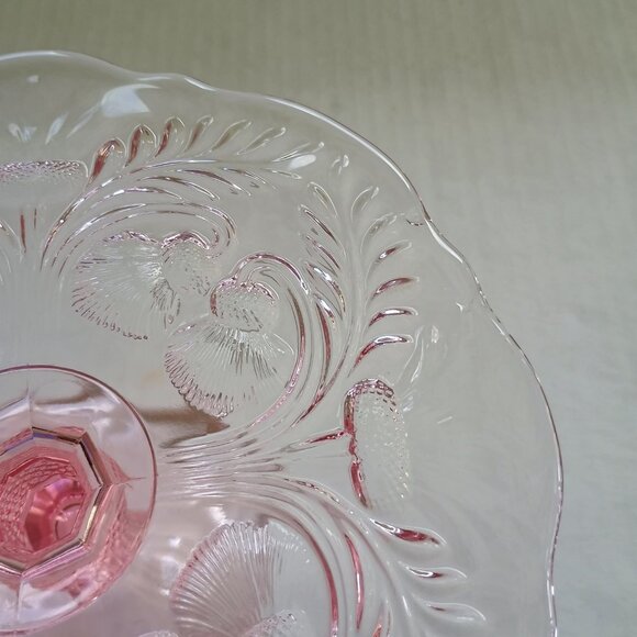 Pink Cake Dish - Picture 8 of 10